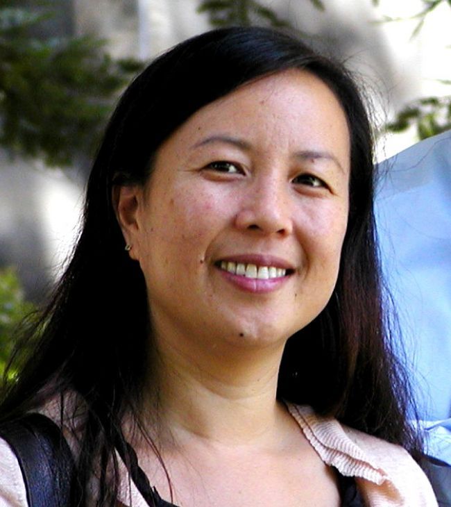 Elaine Mo